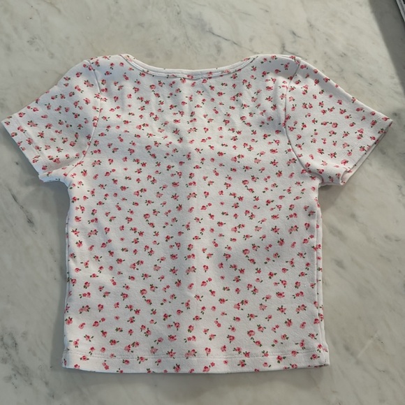 Brandy Melville Floral Print Button Up Scoop Neck Top - Picture 6 of 6